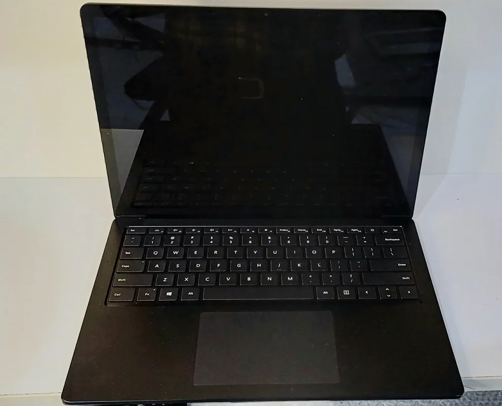 سرفیس لپ تاپ 3 استوک 13.5 Surface Laptop 3 i5-1035G7 RAM8GB SSD256GB Intel Iris Plus